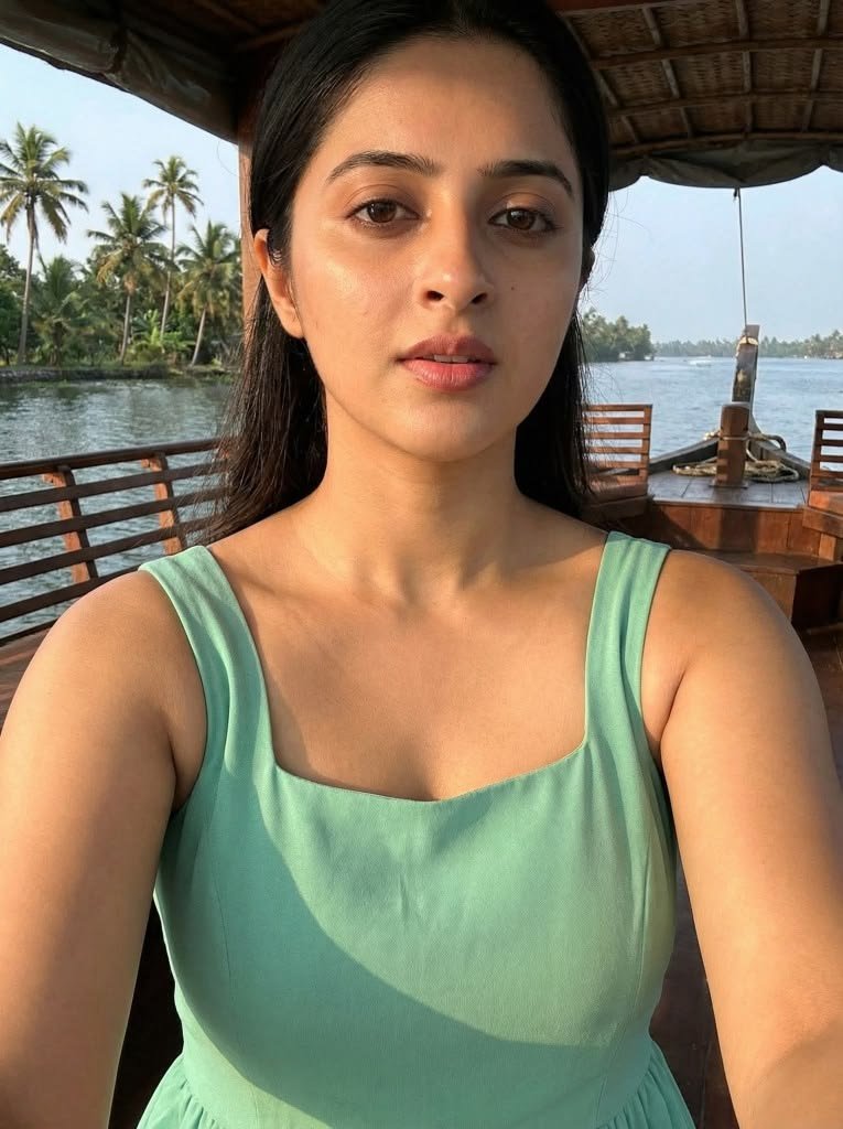 Komal Saxena